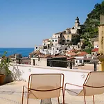 Amalfira Luxury Seaview Rooftop أمالفي