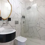Апартаменти Amalfira Luxury Seaview Rooftop *