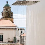 Amalfira Luxury Seaview Rooftop Апартаменти