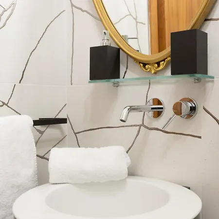 Amalfira Luxury Seaview Rooftop 阿马尔菲