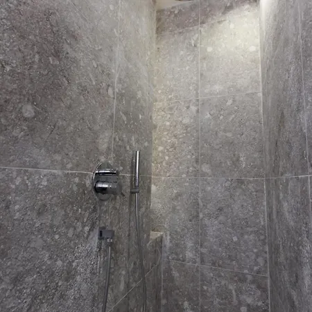 Amalfira Luxury Seaview Rooftop 阿马尔菲