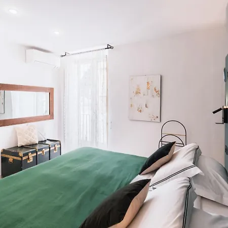 Amalfira Luxury Seaview Rooftop 公寓 *