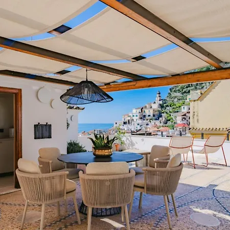 Amalfira Luxury Seaview Rooftop