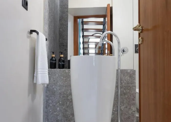 Amalfira Luxury Seaview Rooftop