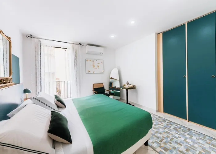 Amalfira Luxury Seaview Rooftop Apartment